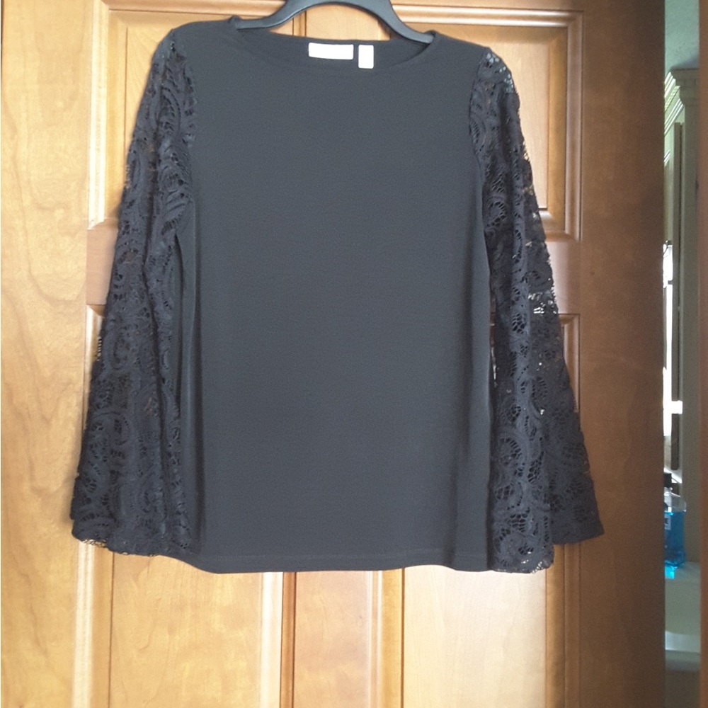 QVC SUSAN GRAVER flare lace sleeve blouse